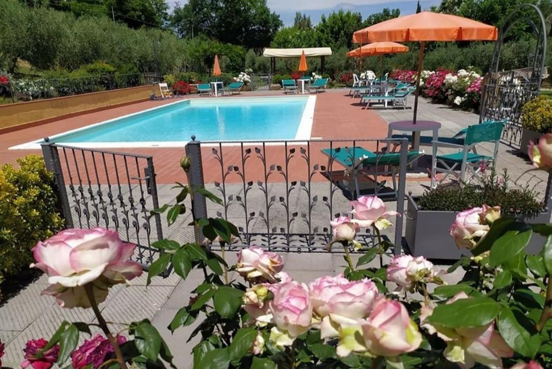 Casa Elisa Apartment Монтайоне Екстериор снимка
